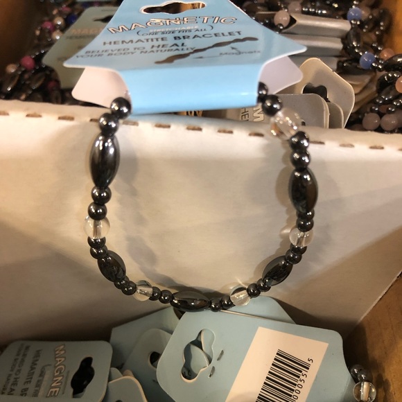 Magnetic Hematite Bracelet, Beaded Gemstone Stretchable Crystal Bracelet - Picture 2 of 3